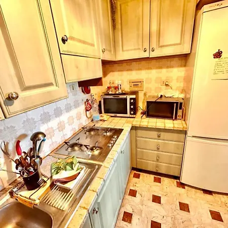 Quadrilo Federico A Centro דירה סירולו